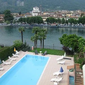Stazione Sul Di Iseo 3*, Paratico Italien